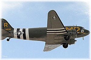 Een C-53 Skytrain, waarmee de para's gedropt werden.